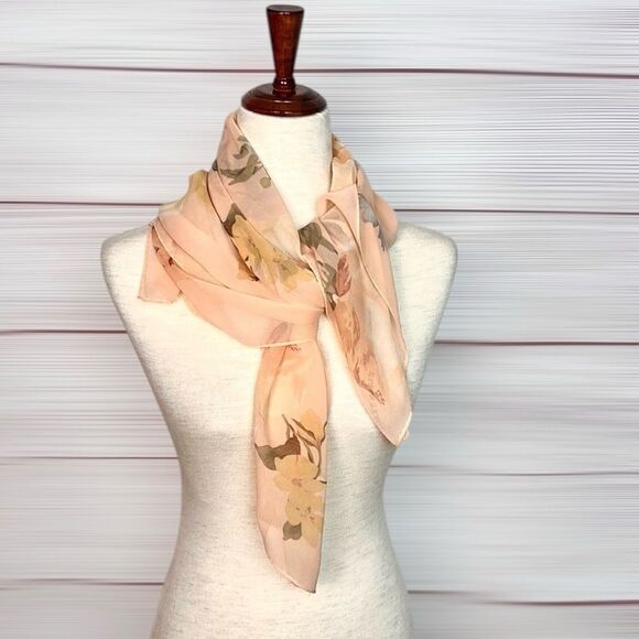 Ellen Tracy Silk Square Scarf Peach Roses Floral Print Lightweight Chiffon - Picture 4 of 10